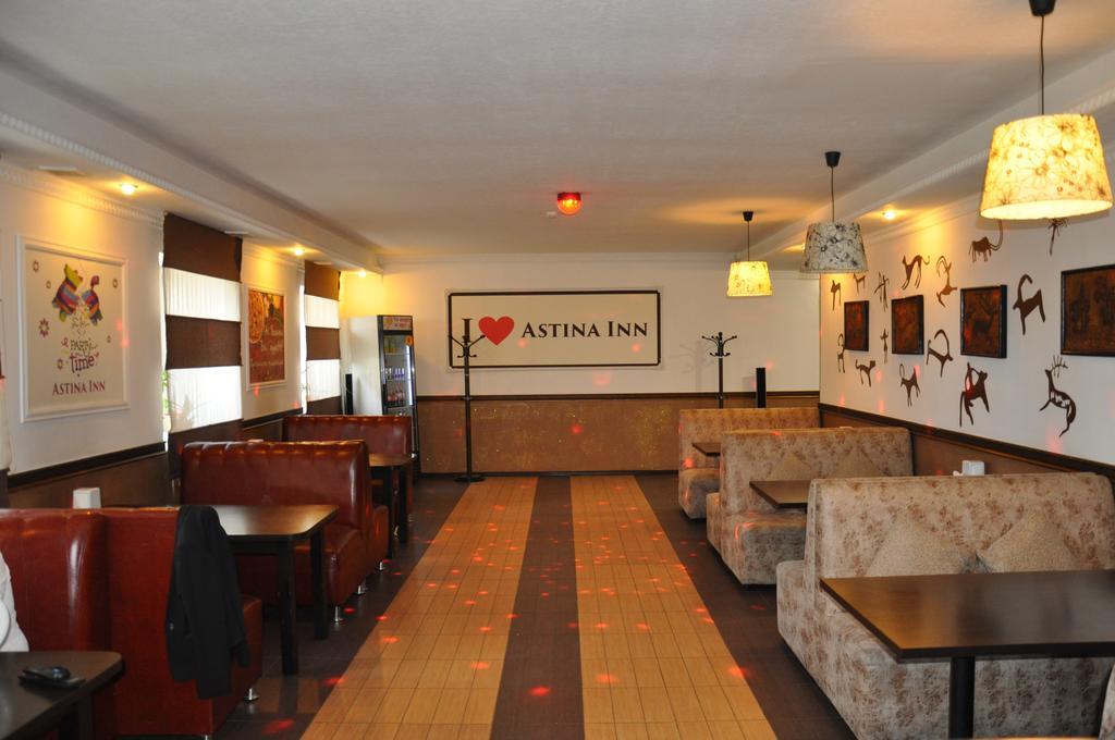 Astina Hotel Astana Exteriör bild